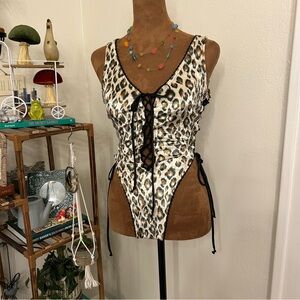 Coachella Vibes Faris 80s Velvet Leopard Print High Leg Bodysuit w Lace Up Sides